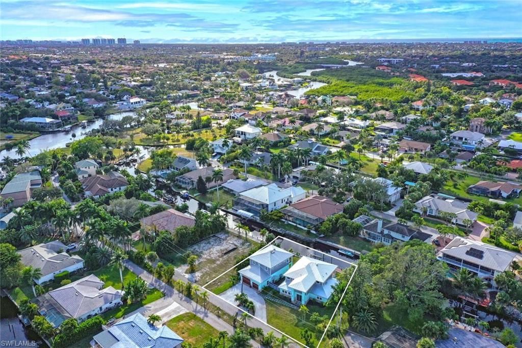 27088 Del Ln, Bonita Springs, FL 34135 Photo