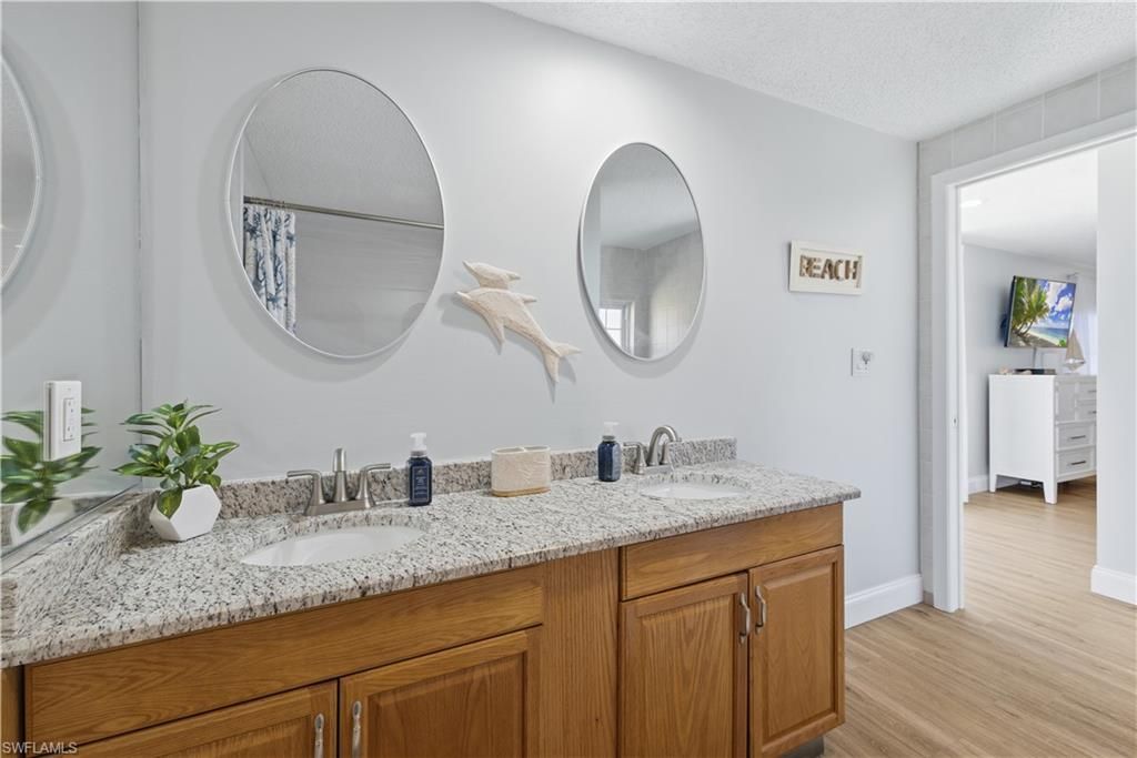 4690 Parrot Ave, Naples, FL 34104 Photo