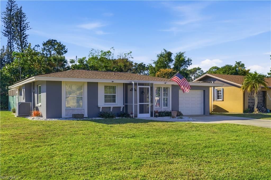 4690 Parrot Ave, Naples, FL 34104 Photo