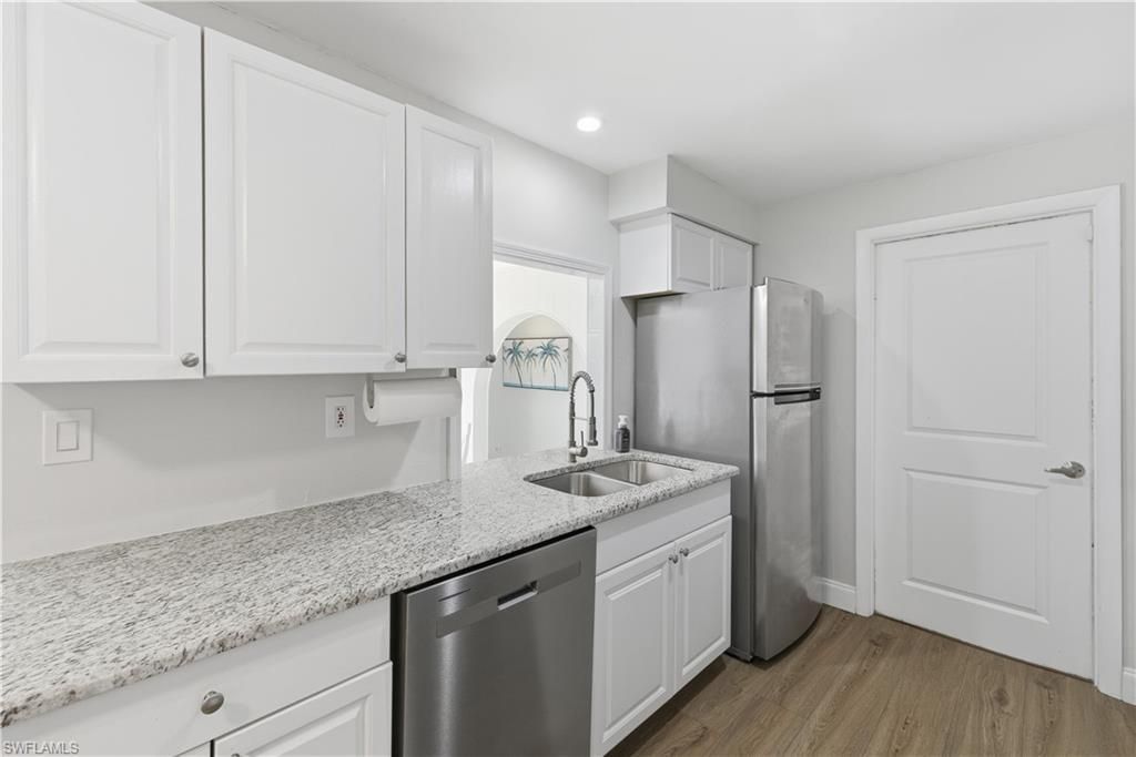 4690 Parrot Ave, Naples, FL 34104 Photo