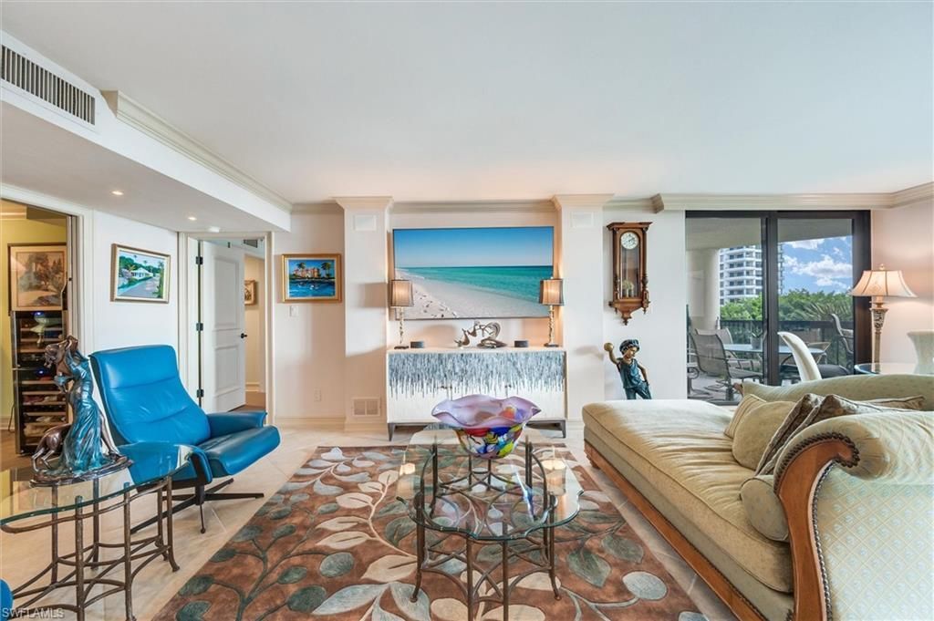 4551 Gulf Shore Blvd N, Unit 405, Naples, FL 34103 Photo