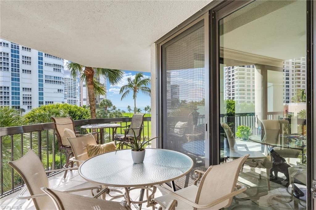 4551 Gulf Shore Blvd N, Unit 405, Naples, FL 34103 Photo