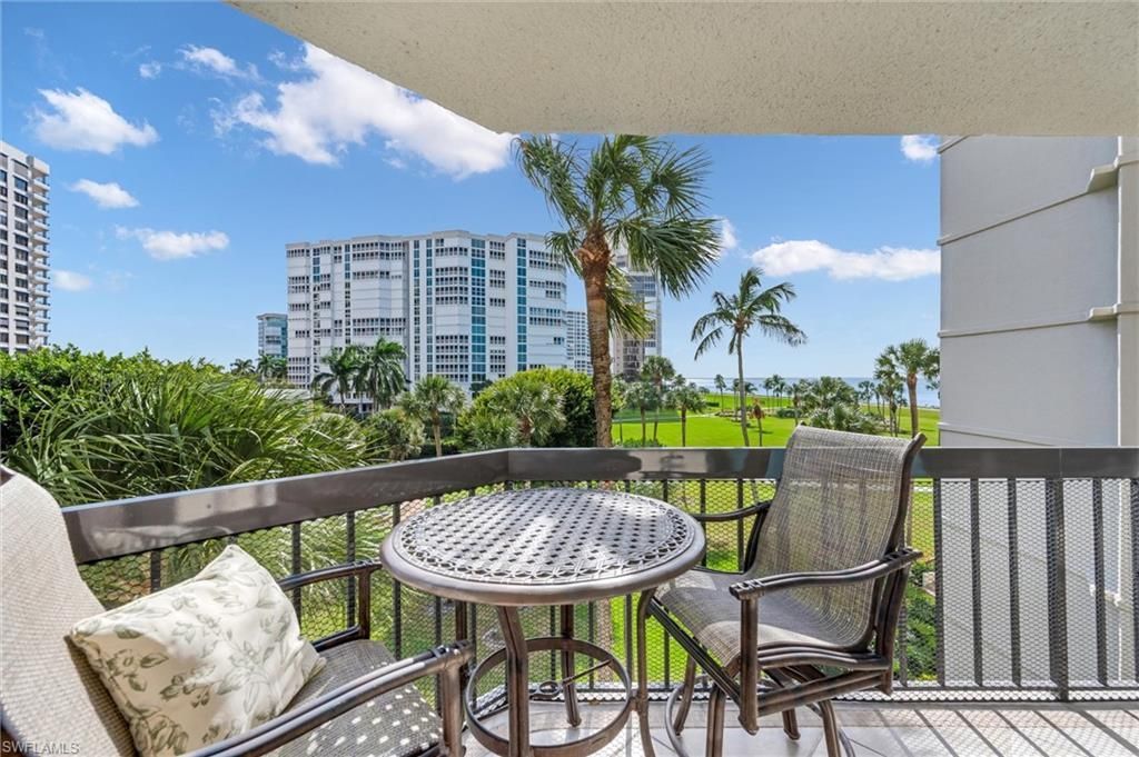 4551 Gulf Shore Blvd N, Unit 405, Naples, FL 34103 Photo