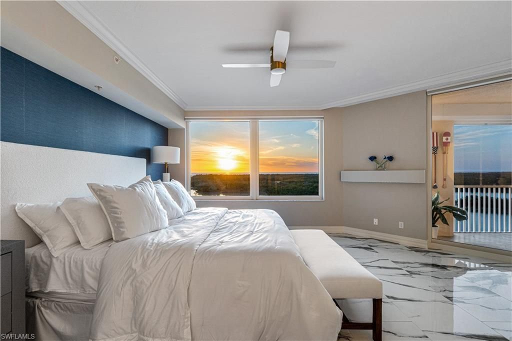 435 Dockside Dr, Unit B702, Naples, FL 34110 Photo