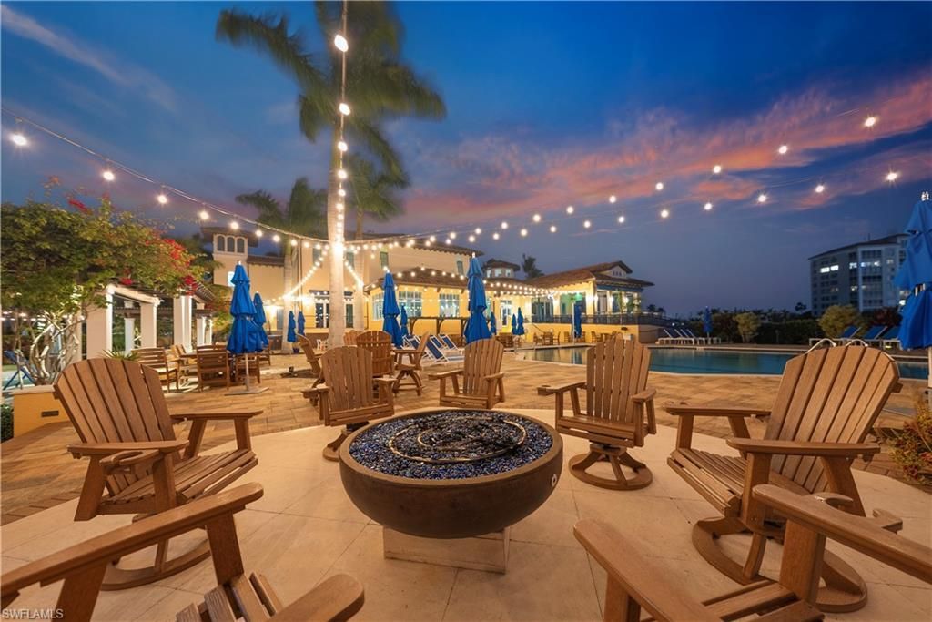 435 Dockside Dr, Unit B702, Naples, FL 34110 Photo