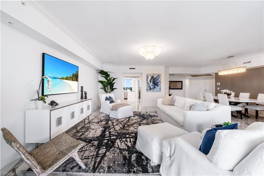 435 Dockside Dr, Unit B702, Naples, FL 34110 Photo