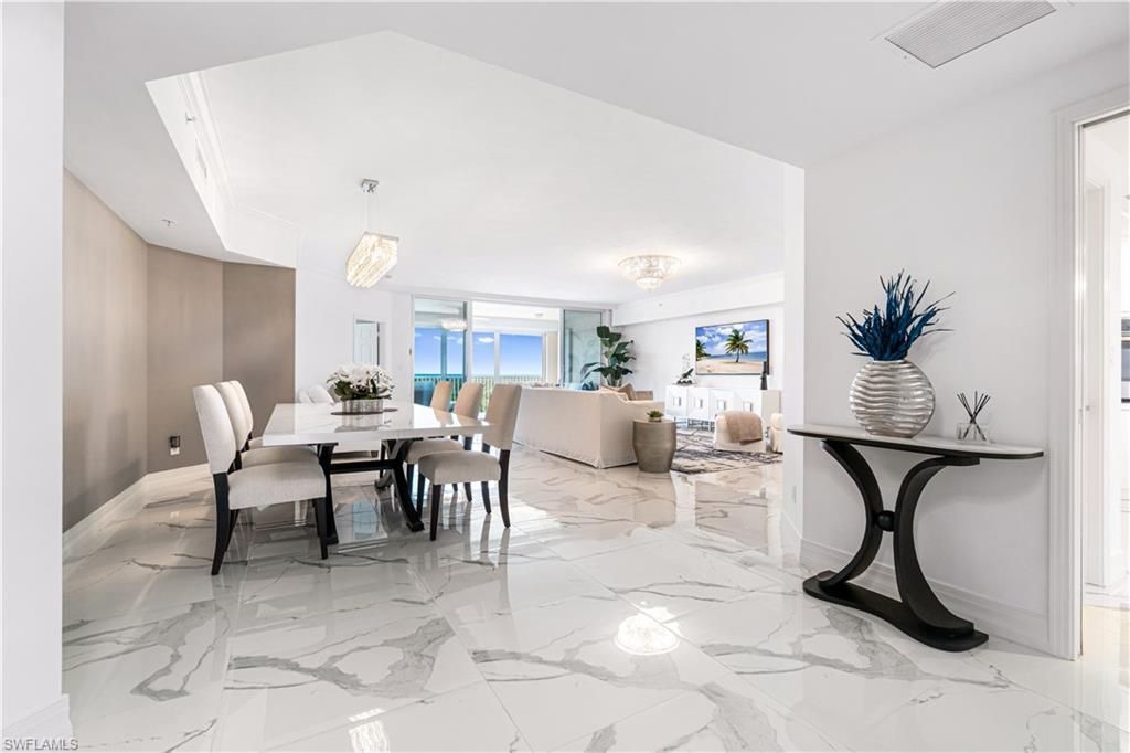 435 Dockside Dr, Unit B702, Naples, FL 34110 Photo