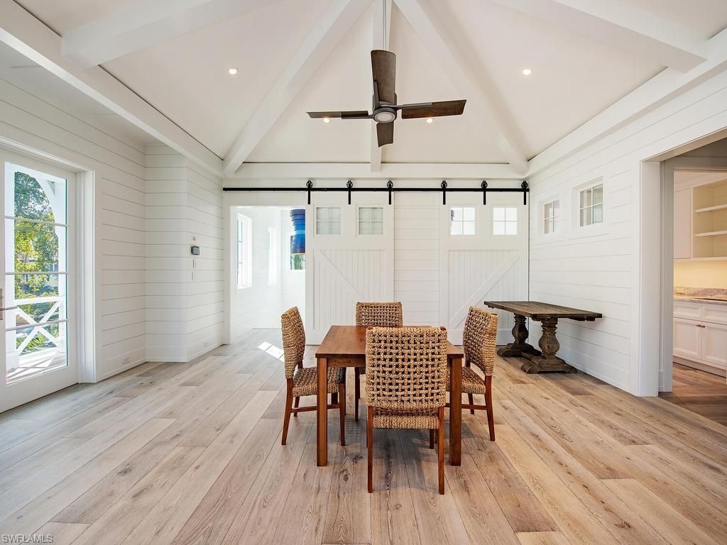 225 4th Ave N, Naples, FL 34102 Photo