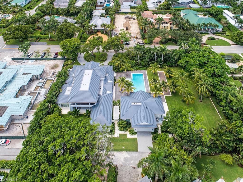 225 4th Ave N, Naples, FL 34102 Photo