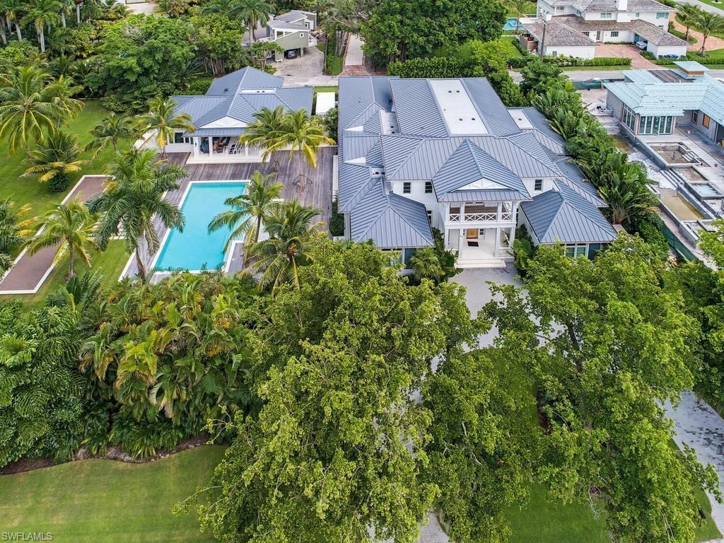 225 4th Ave N, Naples, FL 34102 Photo