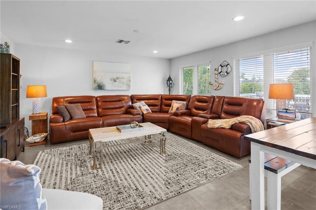 474 Lake Murex Cir, Sanibel, FL 33957 Photo