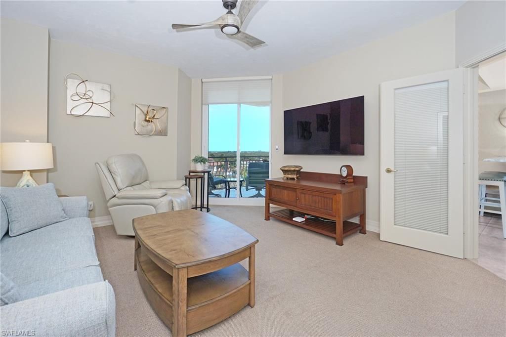 435 Dockside Dr, Unit B803, Naples, FL 34110 Photo