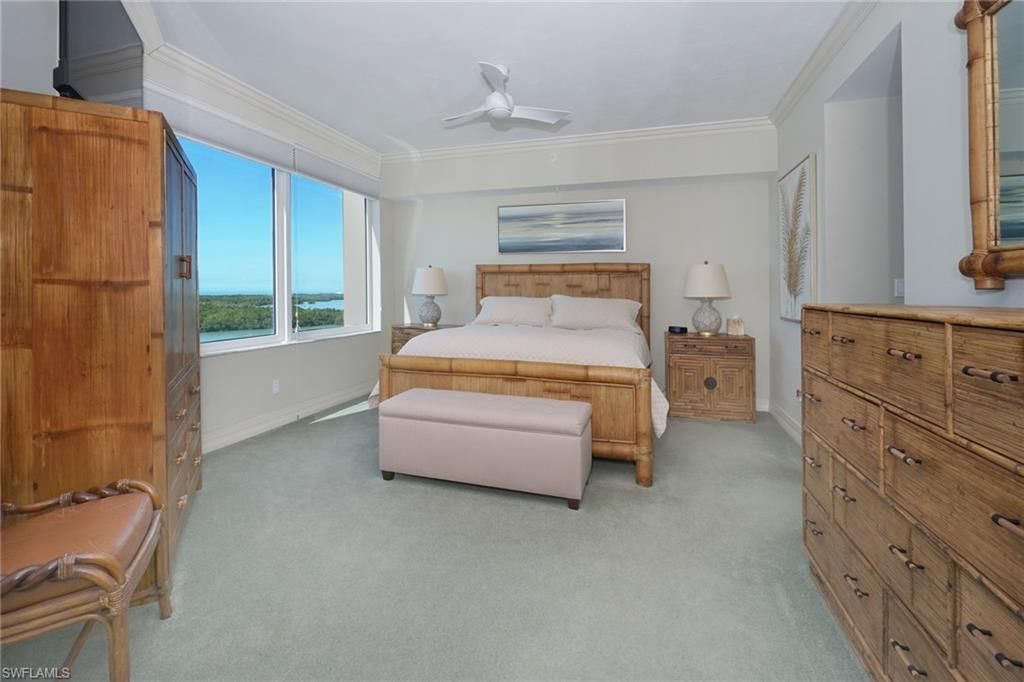 435 Dockside Dr, Unit B803, Naples, FL 34110 Photo