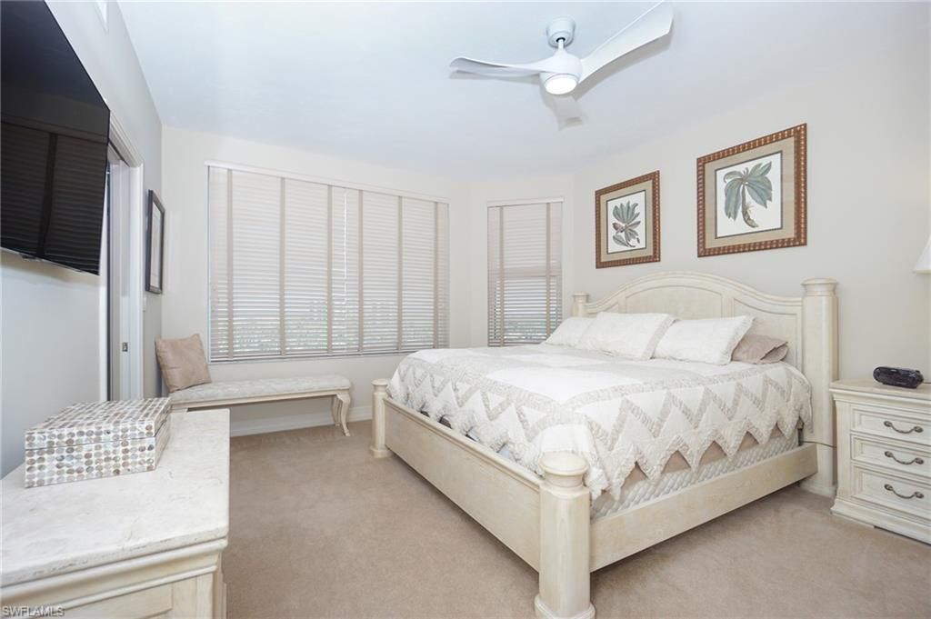 435 Dockside Dr, Unit B803, Naples, FL 34110 Photo
