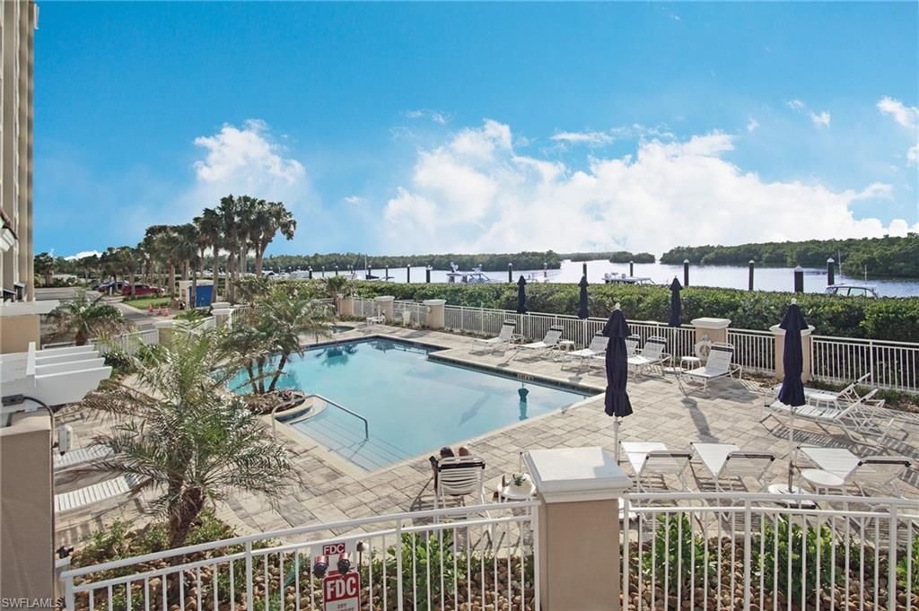435 Dockside Dr, Unit B803, Naples, FL 34110 Photo
