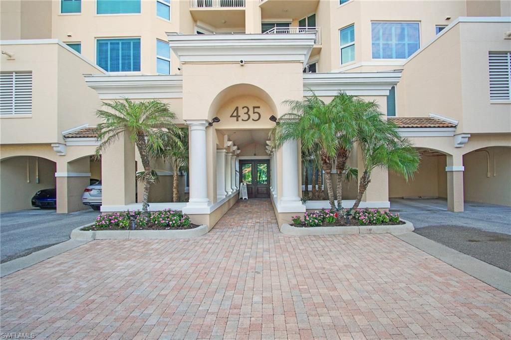 435 Dockside Dr, Unit B803, Naples, FL 34110 Photo