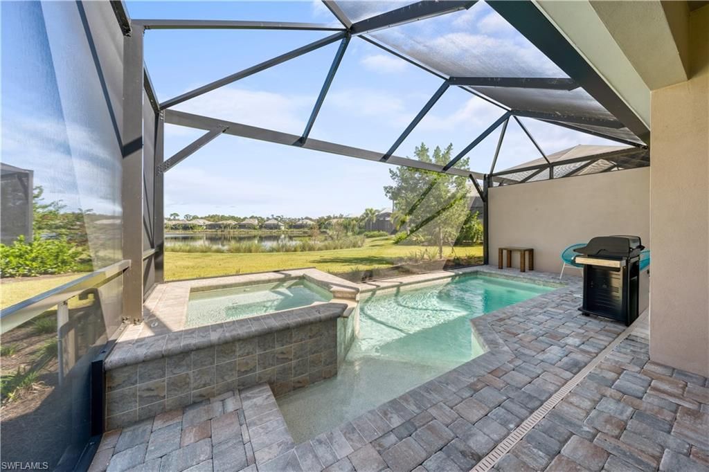6421 Carnival Rd, Naples, FL 34113 Photo