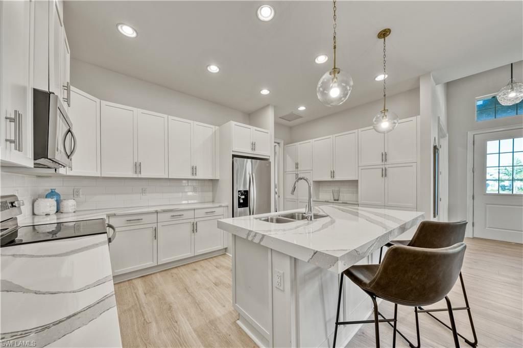6421 Carnival Rd, Naples, FL 34113 Photo