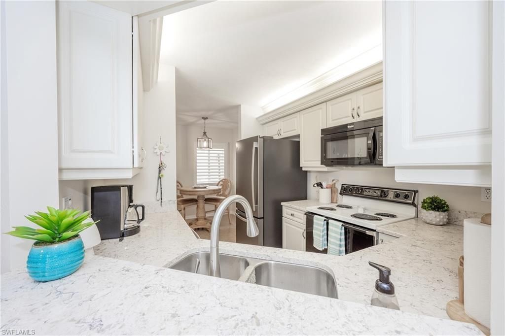 2885 Citrus Lake Dr, Unit N103, Naples, FL 34109 Photo