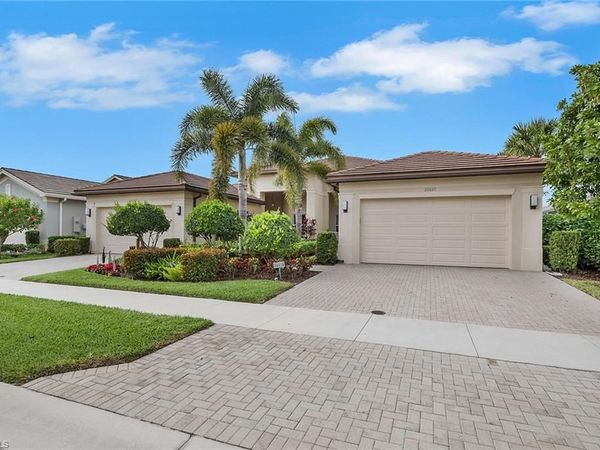 28428 Abruzzo DR, BONITA SPRINGS, FL 34135