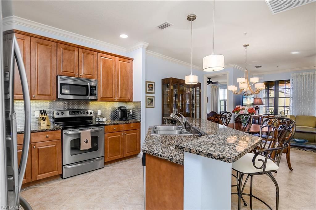 9108 Capistrano St S, Unit 7402, Naples, FL 34113 Photo