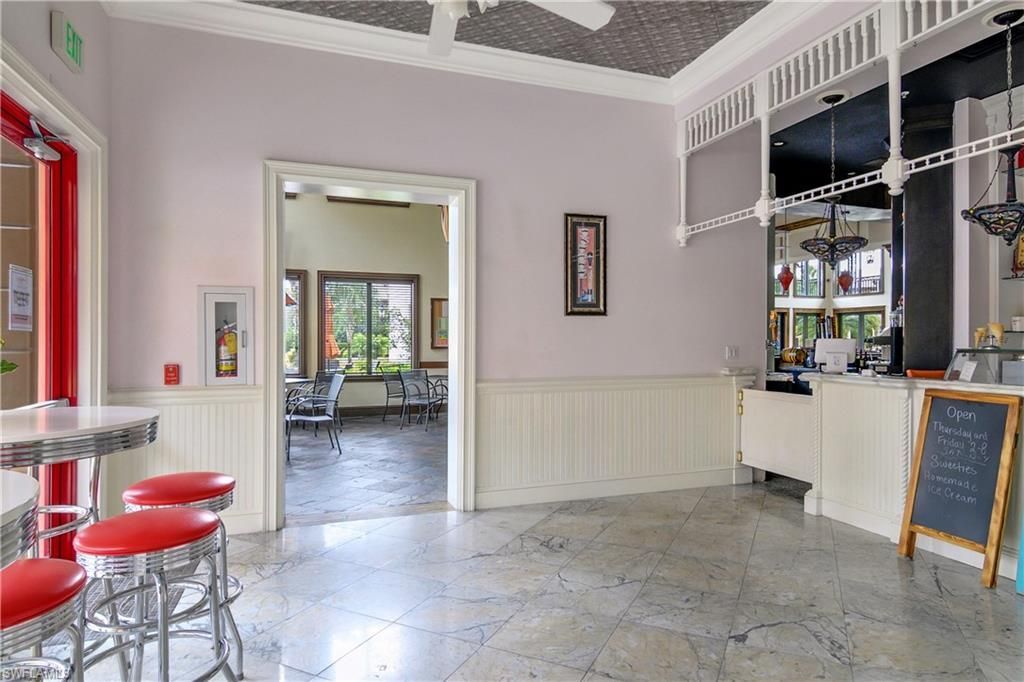 9108 Capistrano St S, Unit 7402, Naples, FL 34113 Photo
