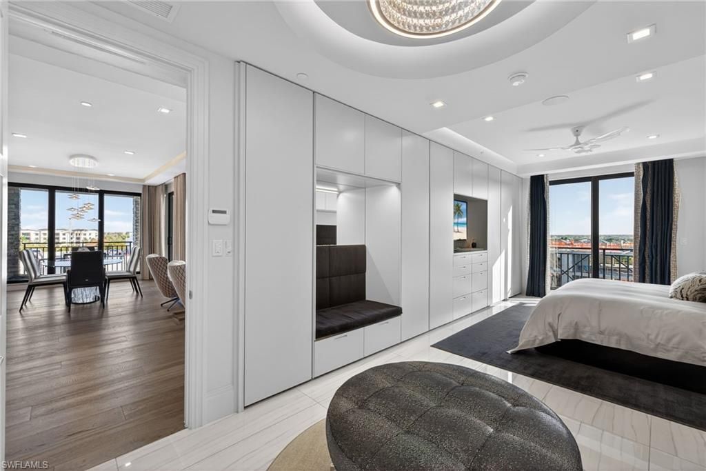 1135 3rd Ave S, Unit 521, Naples, FL 34102 Photo