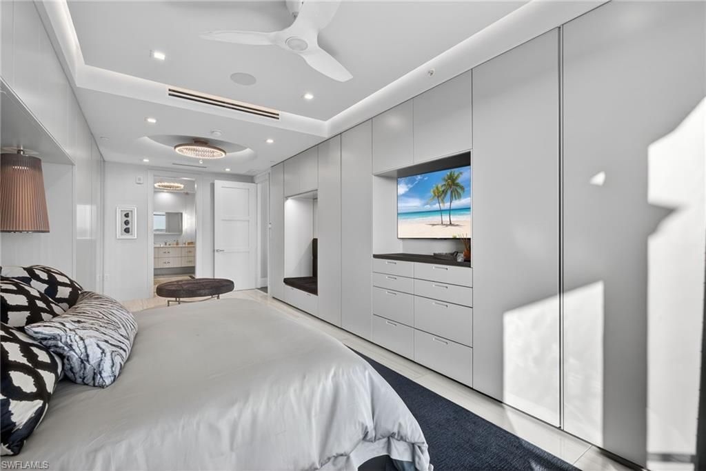 1135 3rd Ave S, Unit 521, Naples, FL 34102 Photo