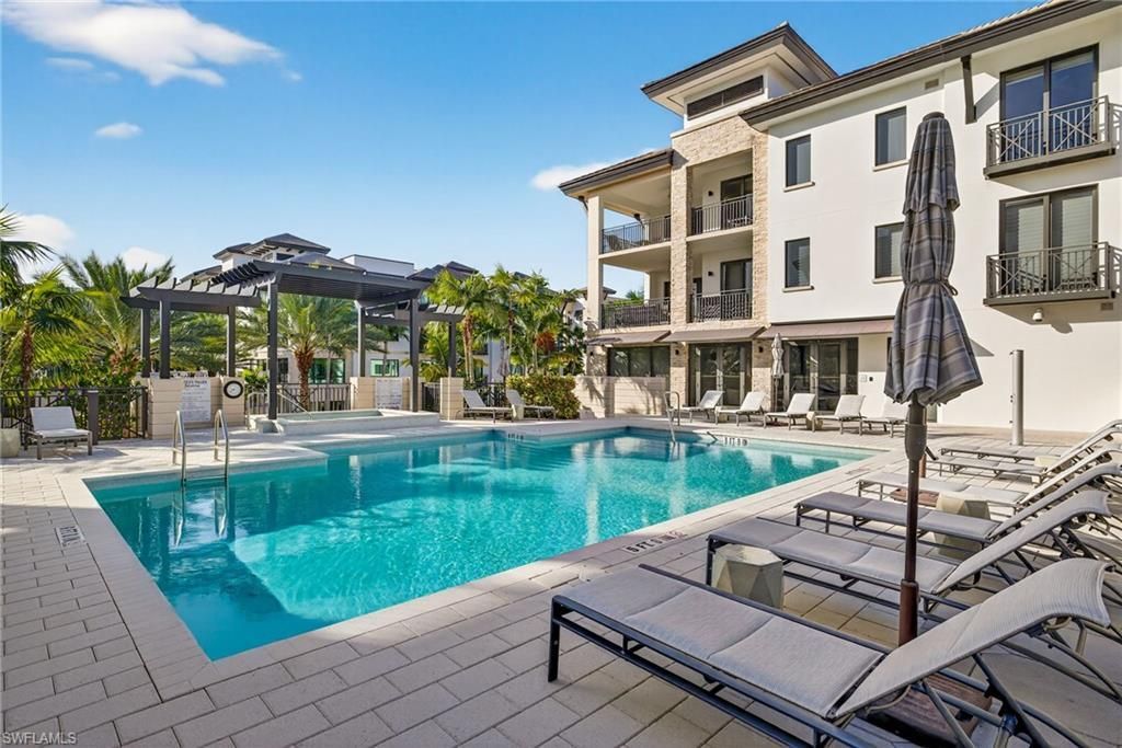 1135 3rd Ave S, Unit 521, Naples, FL 34102 Photo