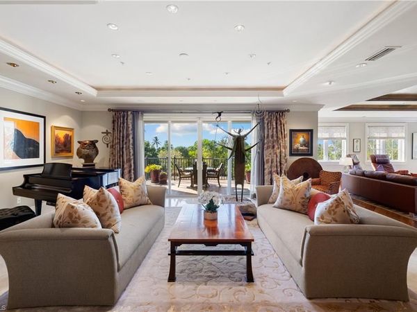 1400 Gulf Shore BLVD N, Unit 201, NAPLES, FL 34102