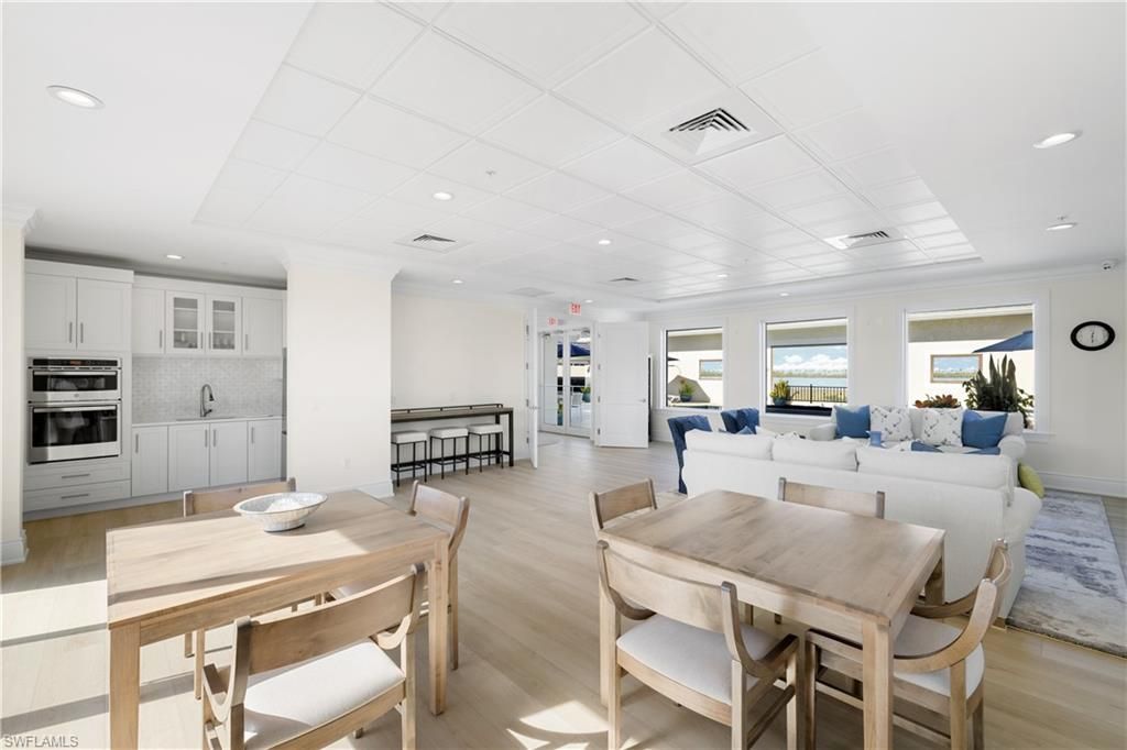 1400 Gulf Shore Blvd N, Unit 201, Naples, FL 34102 Photo