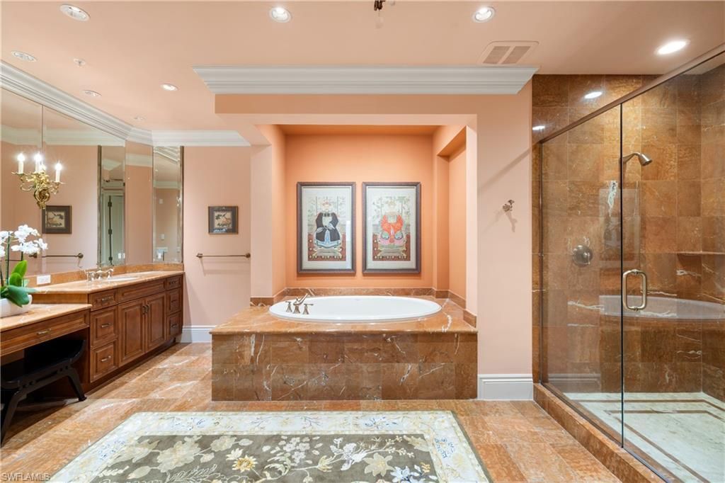 1400 Gulf Shore Blvd N, Unit 201, Naples, FL 34102 Photo