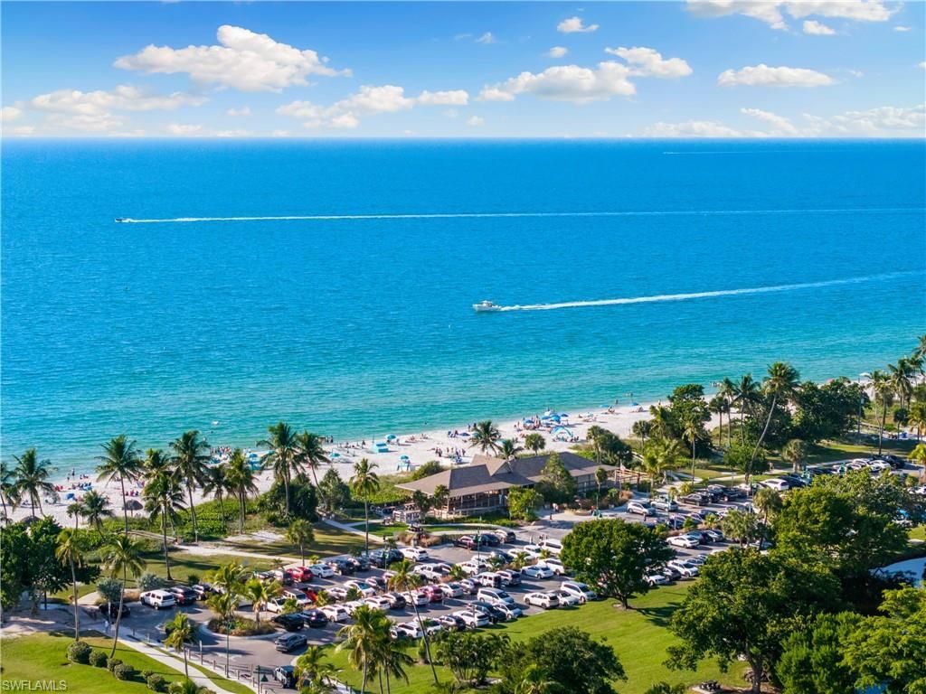 1400 Gulf Shore Blvd N, Unit 201, Naples, FL 34102 Photo