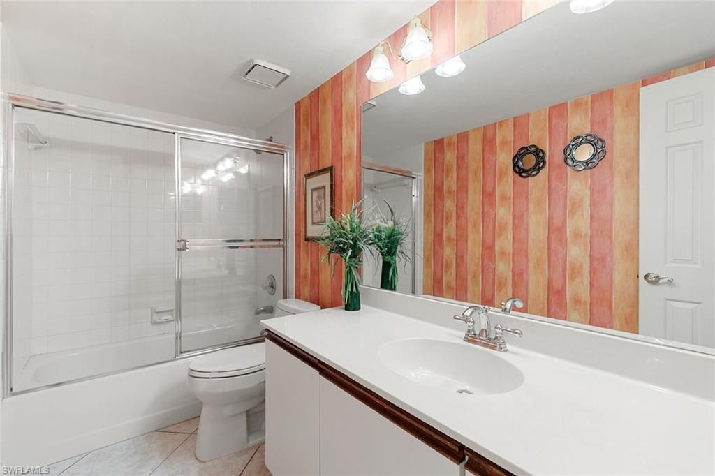 592 Beachwalk Cir, Unit N102, Naples, FL 34108 Photo