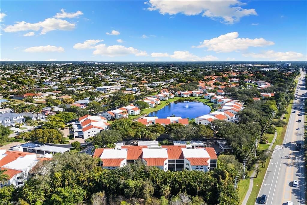 592 Beachwalk Cir, Unit N102, Naples, FL 34108 Photo