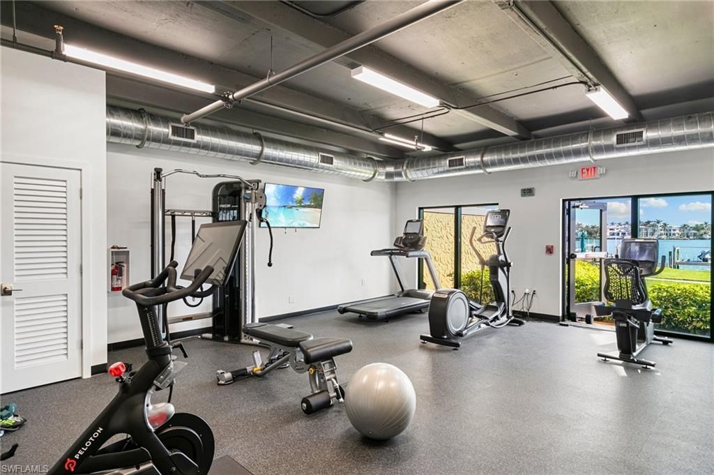 3430 Gulf Shore Blvd N, Unit 2B, Naples, FL 34103 Photo