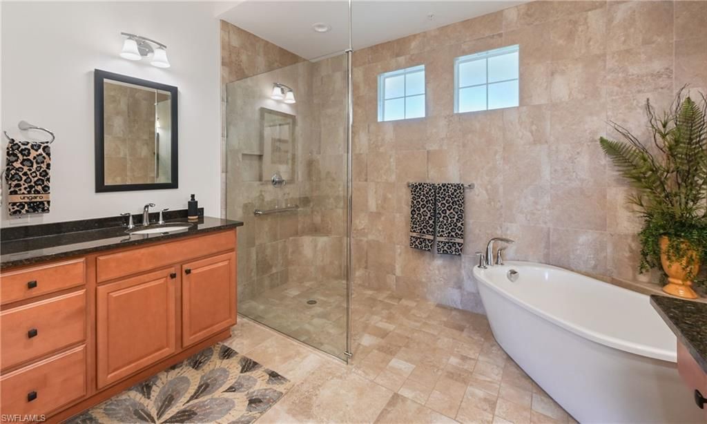 21450 Strada Nuova Cir , Unit 303, Estero, FL 33928 Photo
