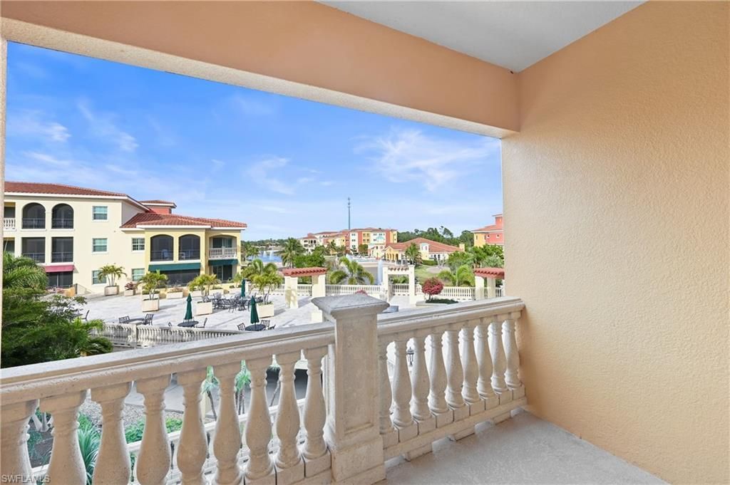 21450 Strada Nuova Cir , Unit 303, Estero, FL 33928 Photo