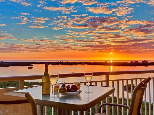 4851 Bonita Bay BLVD, Unit 2203, BONITA SPRINGS, FL 34134