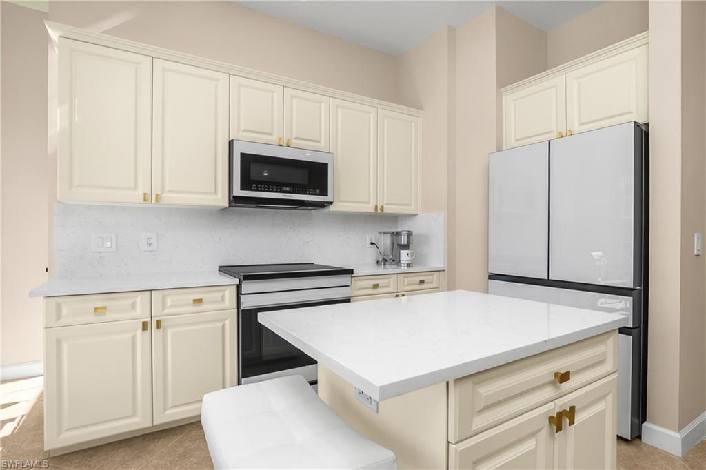 9261 Indigo Isle Ct, Unit 202, Estero, FL 34135 Photo