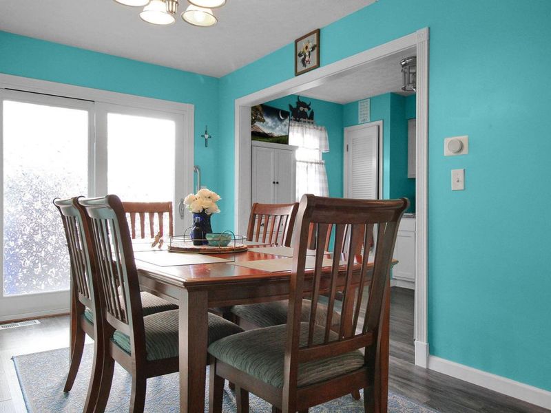 516 Pamlico Street, Columbus, OH 43228 Photo 5