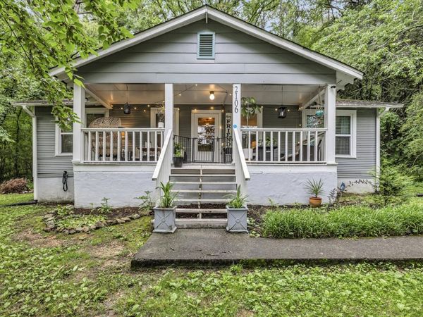 2106 Tunnel Boulevard , Chattanooga, TN 37406