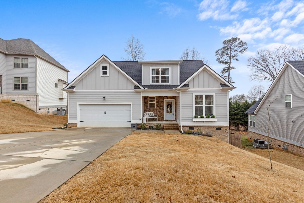 6335 Satjanon Drive, Ooltewah, TN 37363 Main Photo