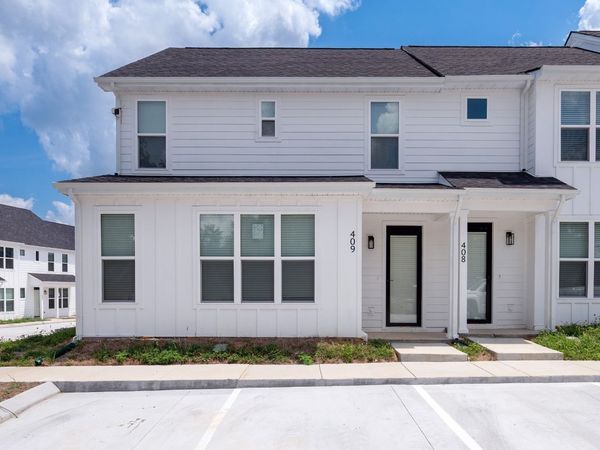 409 Curtis Hilton Way, Lebanon, TN 37087