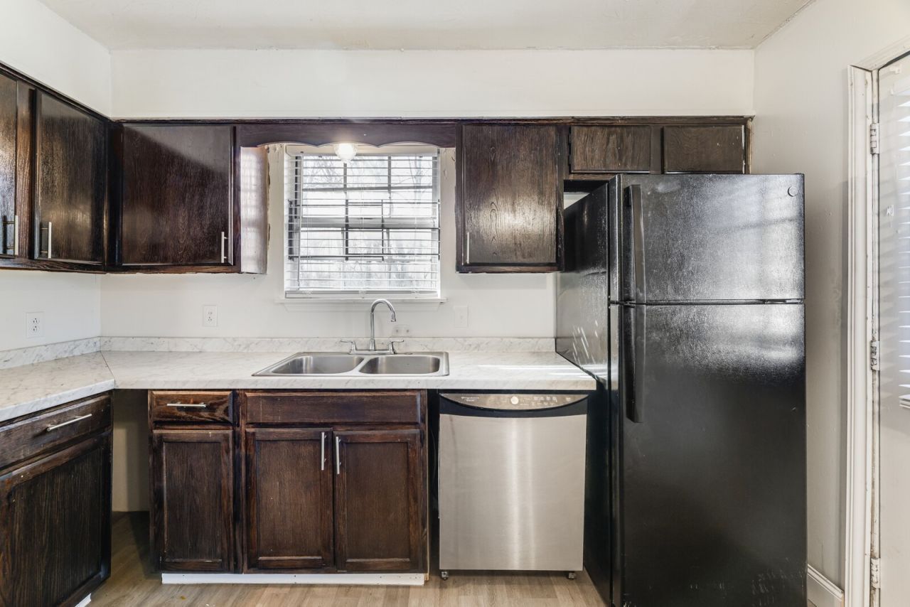 2844 Vista Ln, Nashville, TN 37207 Main Photo