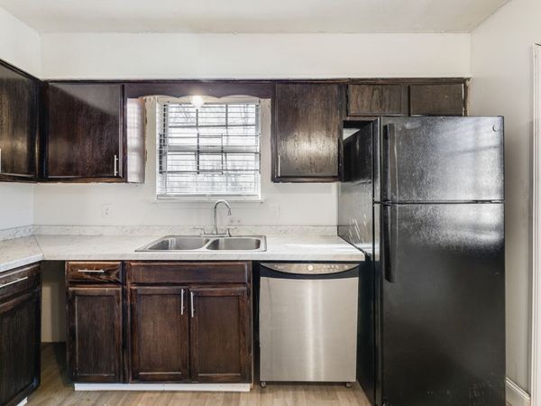 2844 Vista Ln, Nashville, TN 37207