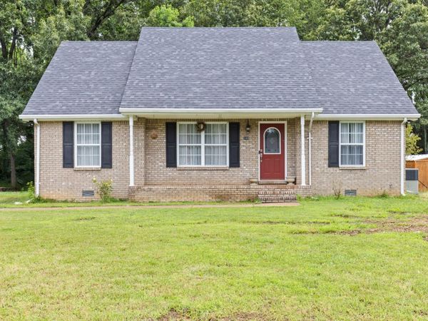 149 Cora St , Portland, TN 37148