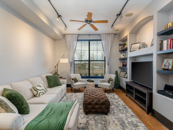 2600 Hillsboro Pike, Unit 303, Nashville, TN 37212