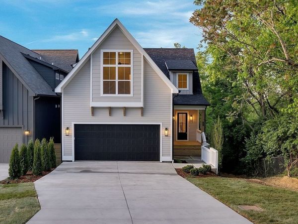 546 Whispering Hills Dr, Nashville, TN 37211