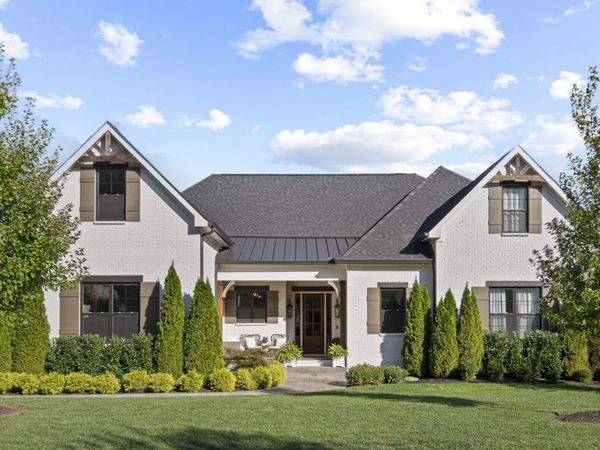 2186 Hartland Rd, Franklin, TN 37069